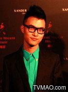 徐峰立个人资料简介,才华横溢的青年才俊，多领域成就斐然的杰出代表